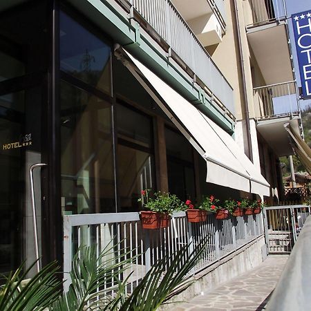 Hotel Ventolosa Villa d'Alme Екстер'єр фото