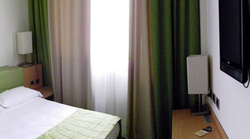 Hotel Ventolosa Villa d'Alme Екстер'єр фото