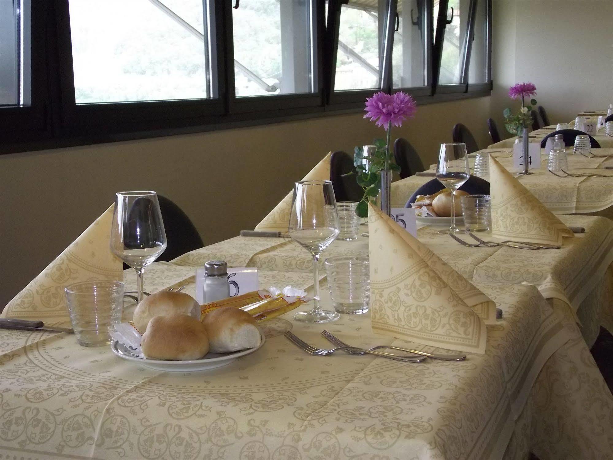 Hotel Ventolosa Villa d'Alme Екстер'єр фото