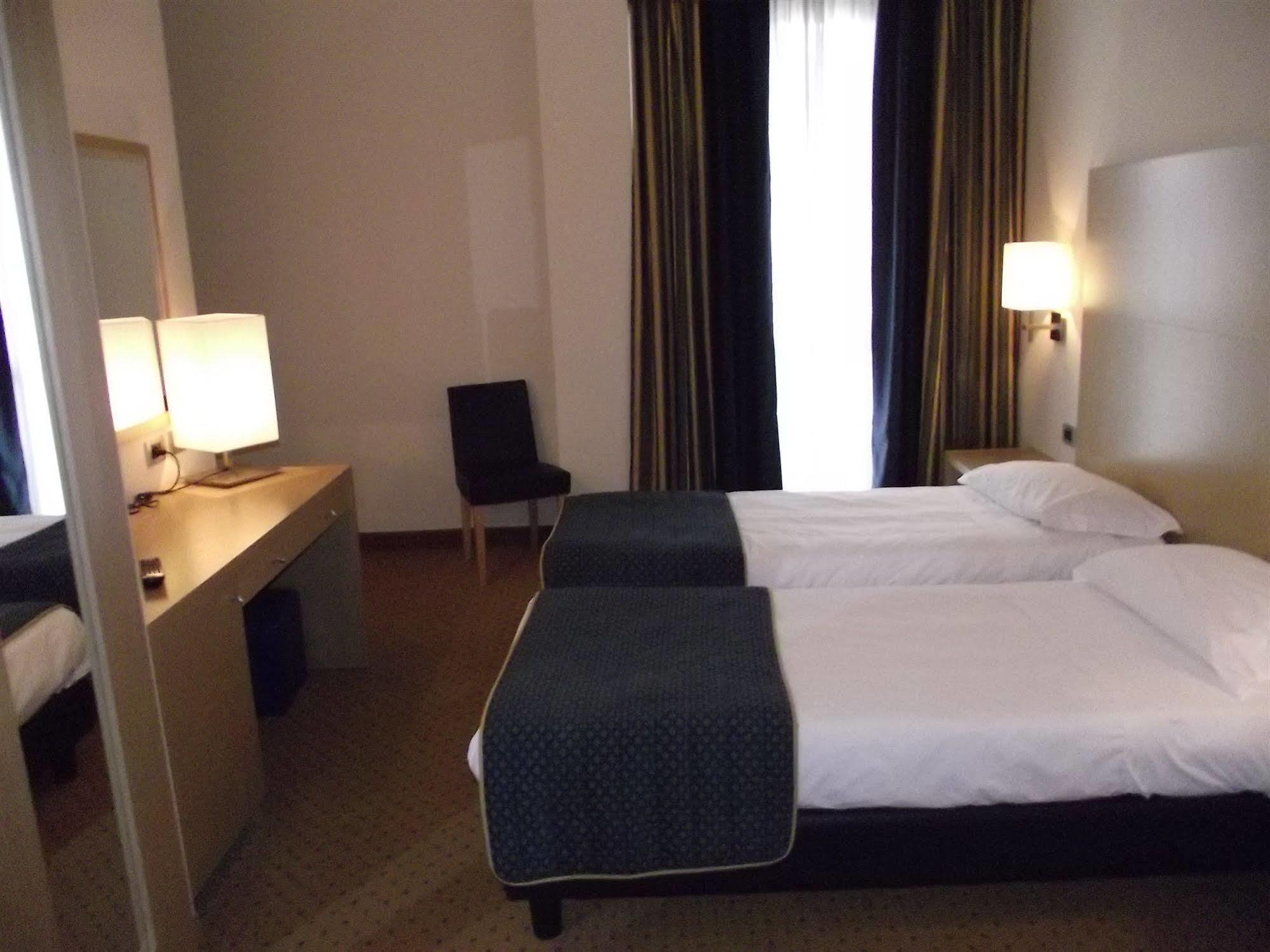 Hotel Ventolosa Villa d'Alme Екстер'єр фото
