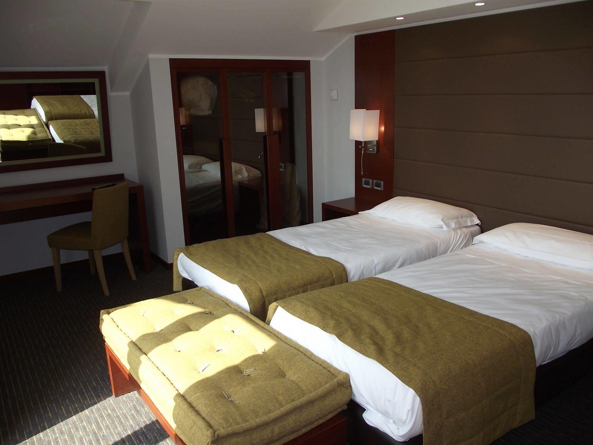 Hotel Ventolosa Villa d'Alme Екстер'єр фото