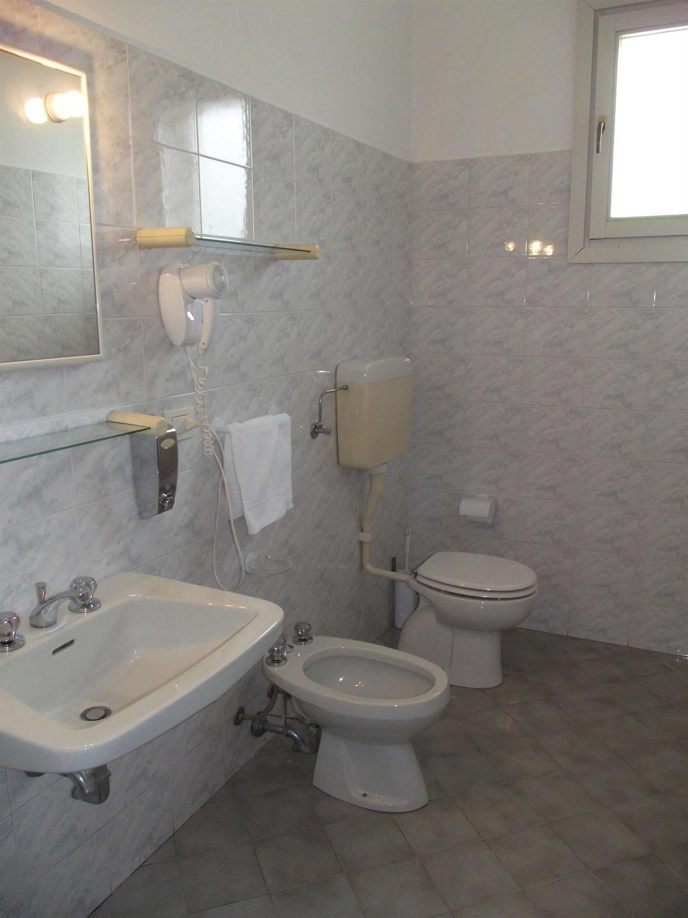 Hotel Ventolosa Villa d'Alme Екстер'єр фото